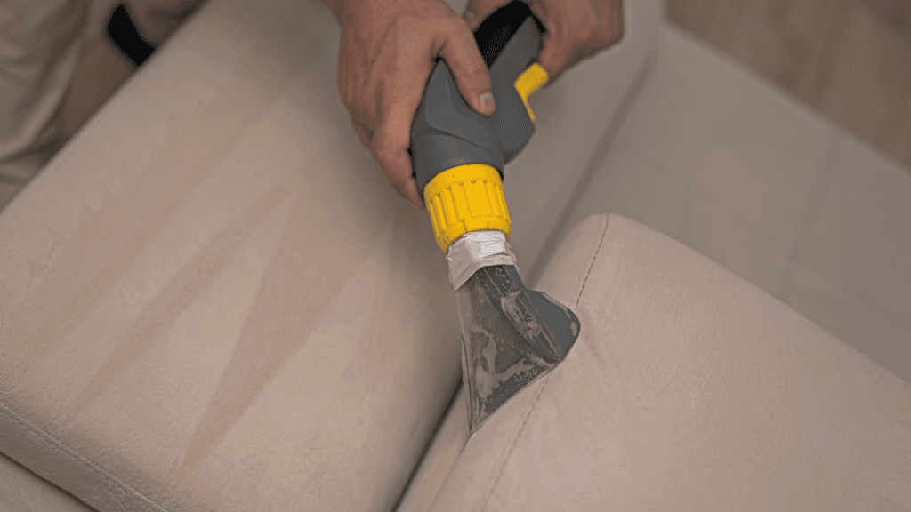 Pranie tapicerki meblowej w Warszawie